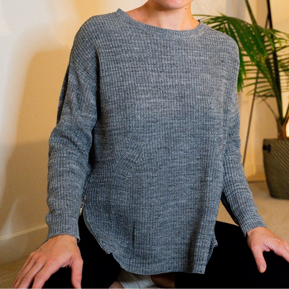 Short loose-fit Grey Knitted Dress with Zipper